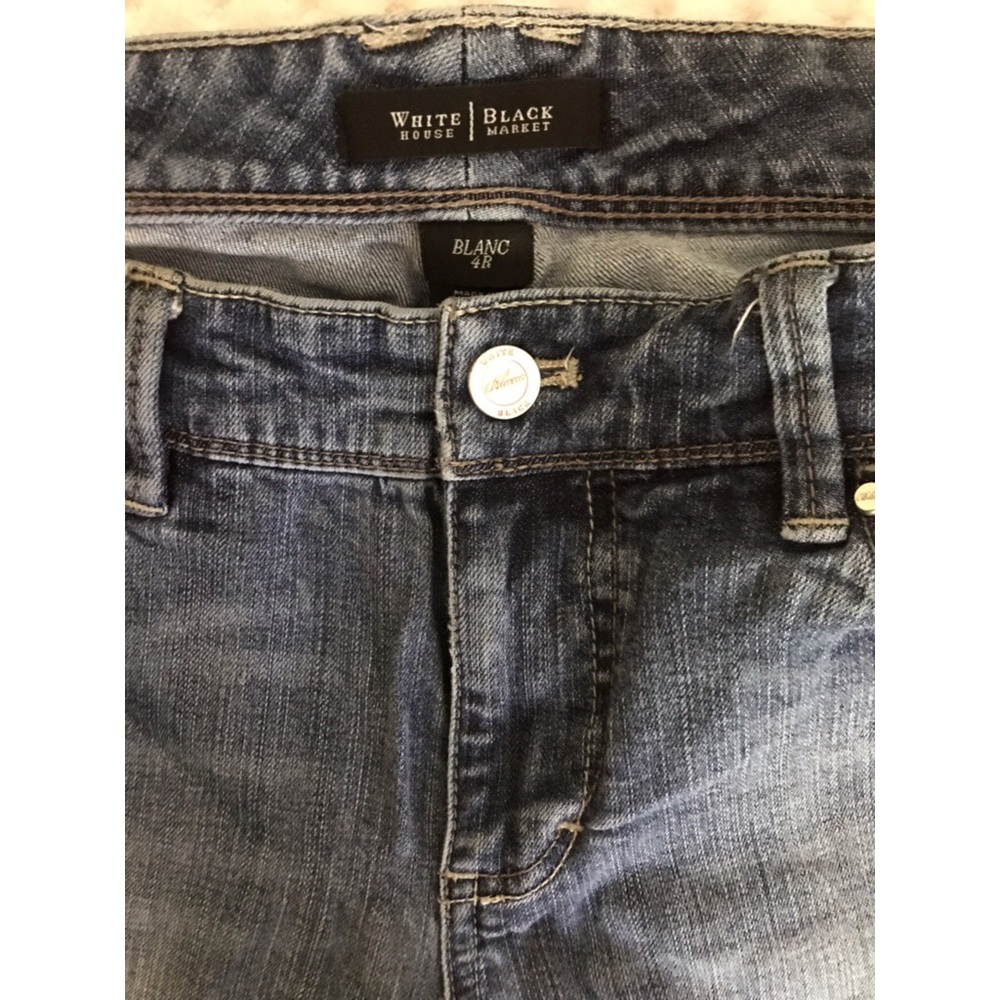 White House Black Market Blanc Jean